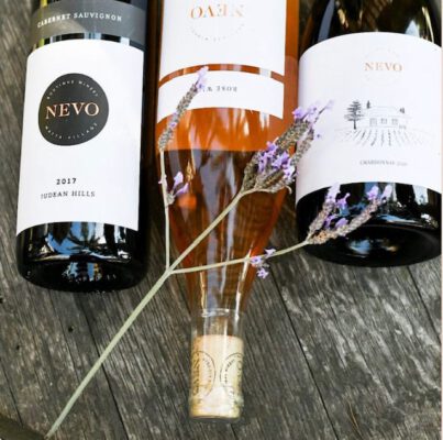 תוויות יין לבקבוקי יקב NEVO