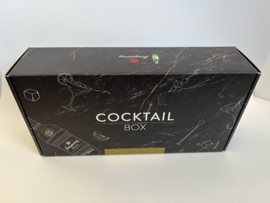 אריזות קרטון ממותגות COCTAIL BOX